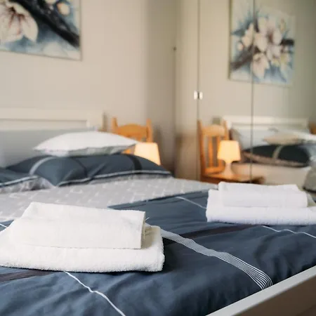 Apartament 15 *