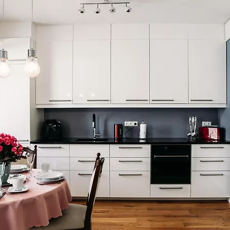 Apartament 15 *